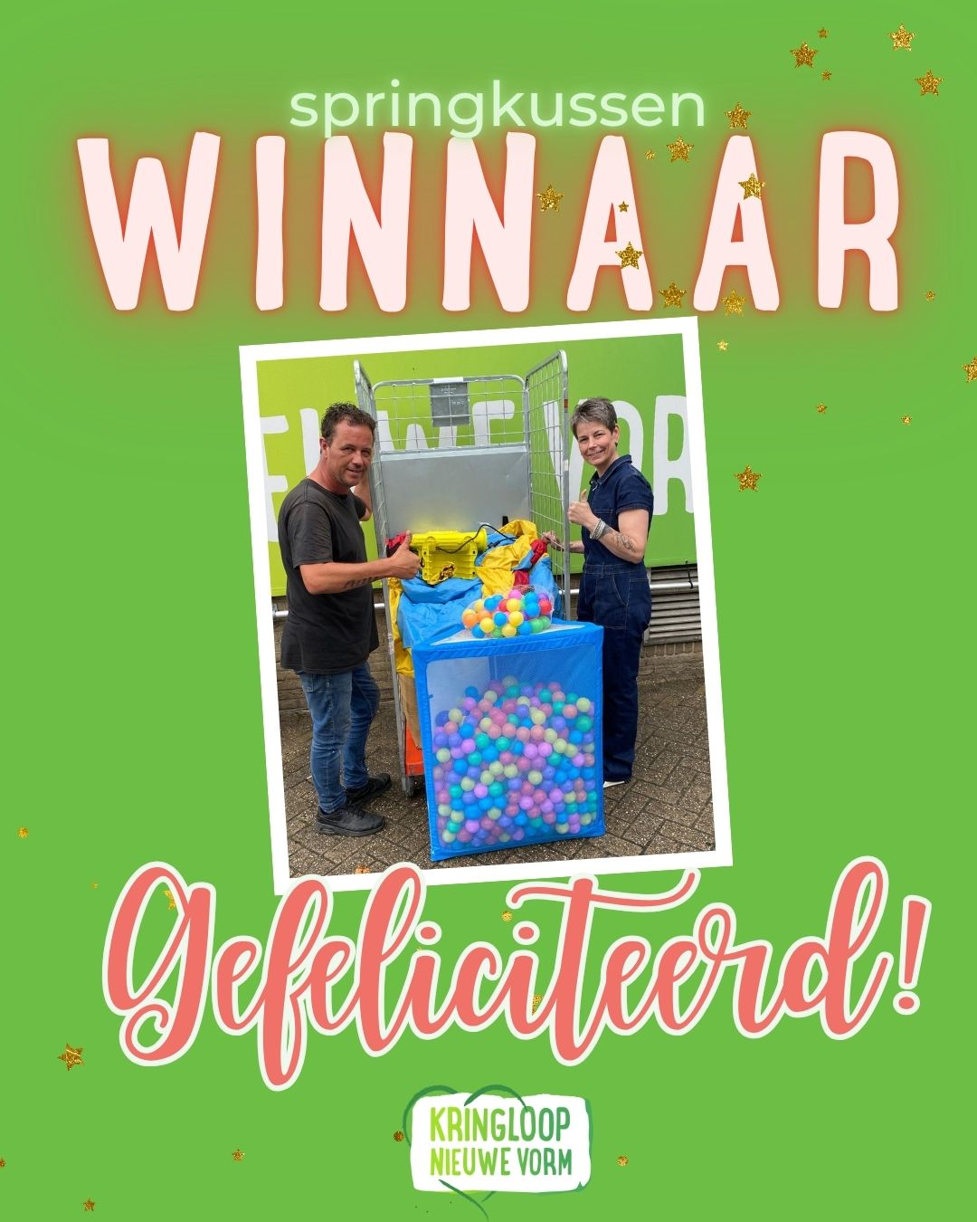 ๐ ๐ช๐ถ๐ป๐ฎ๐ฐ๐๐ถ๐ฒ-๐๐ฝ๐ฑ๐ฎ๐๐ฒ!
Eerder dit jaar hielden we in de winkel een leuke winactie: bezoekers konden kans maken op een springkussen door een actieformulier in te vullen.
De gelukkige winnaars zijn ๐ช๐ฒ๐ป๐ฑ๐ ๐ฒ๐ป ๐ ๐ฒ๐น๐๐ถ๐ป!๐ฅณ
En hoe mooi is dit: ze besloten het springkussen te schenken aan een goed doel, zodat nog meer kinderen ervan kunnen genieten. โค๏ธ
Gefeliciteerd Wendy en Melvin โ en dankjewel voor dit mooie gebaar!
#KringloopNieuweVorm #Winactie #Springkussen #GoedeDoelen #TweedehandsGeluk #SamenSterk
